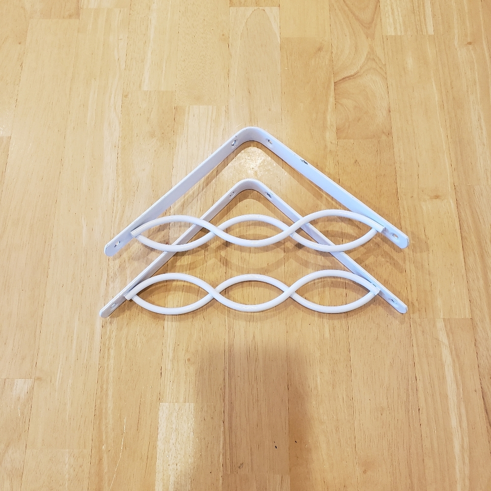 Set of 2 Scroll Design Shelving Brackets